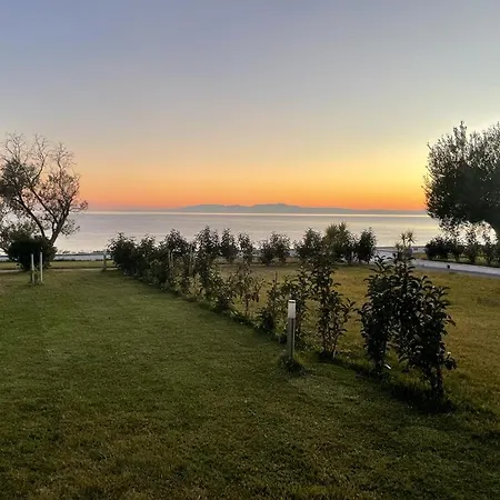 别墅 Halkidiki Dioni Villas Seaside *